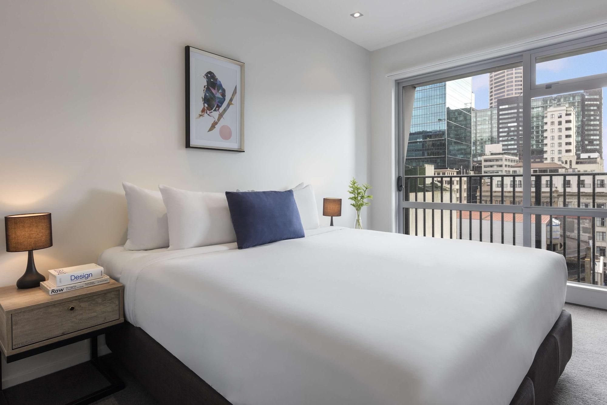 Auckland Harbour Suites Bagian luar foto