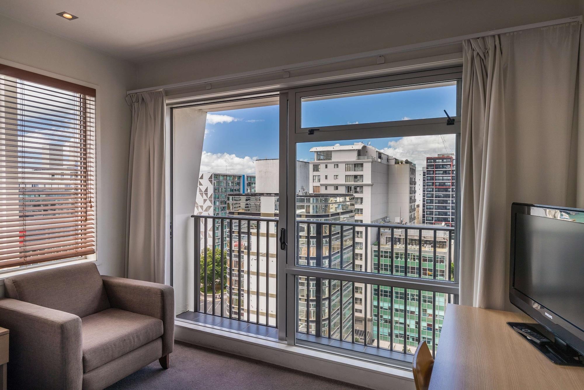 Auckland Harbour Suites Bagian luar foto