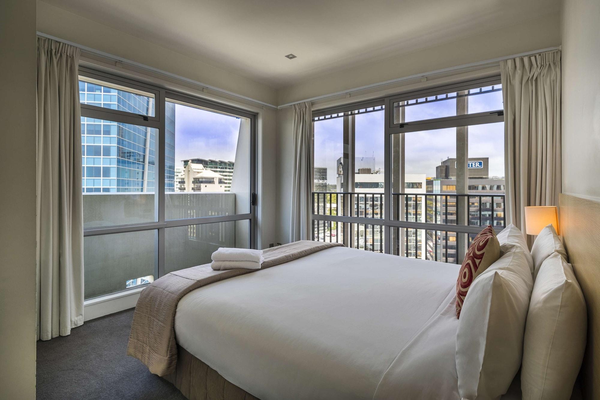 Auckland Harbour Suites Bagian luar foto